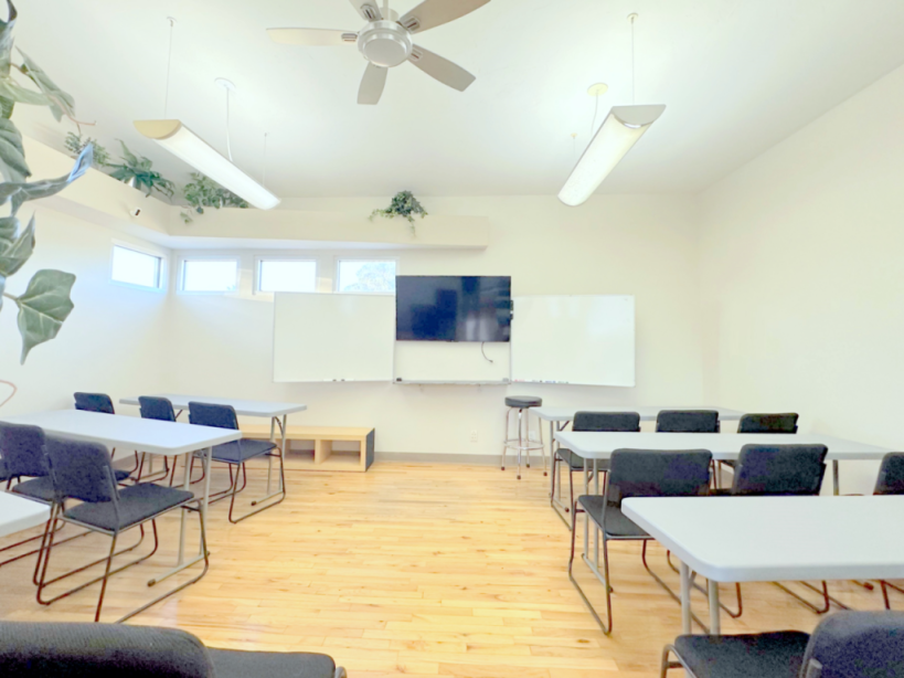 The Meeting Room - Class Room Seating