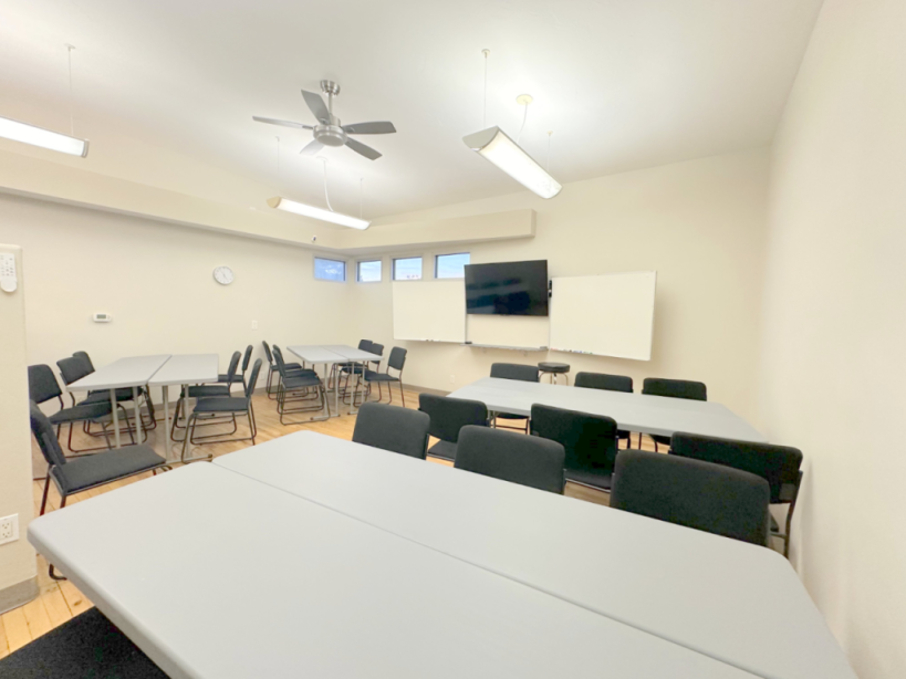 The Meeting Room - Group Seating